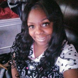 Meet your Posher, Lesaunia